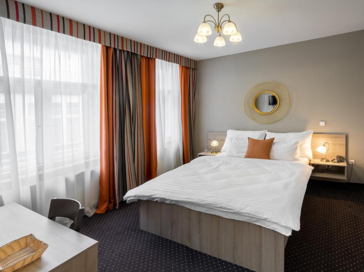 Hotel Palac U Kocku 3*