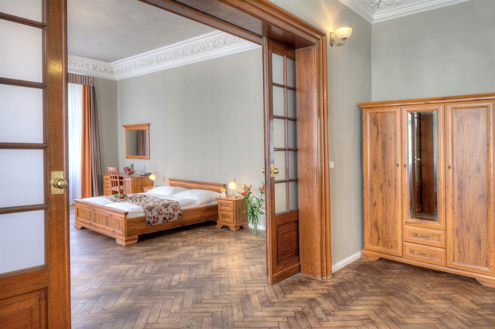 Palác U Kočků By Residences, Palace At The Cats Hotel 3*
